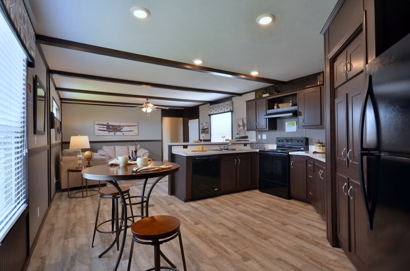 Alamo Lite 16763B - Hardrock Manufactured Home Community - Grand Prairie, TX (6)